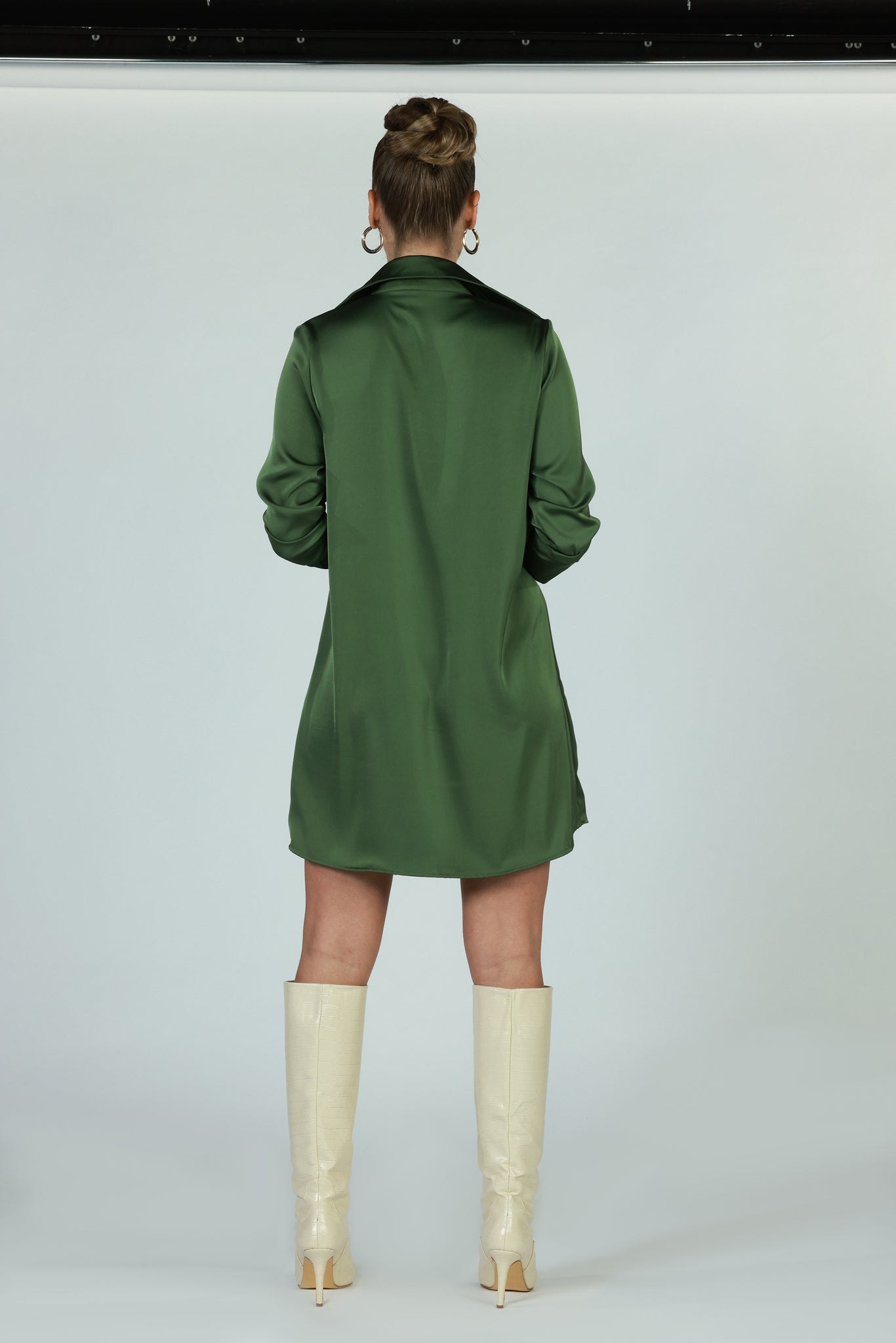 Loose green shirt