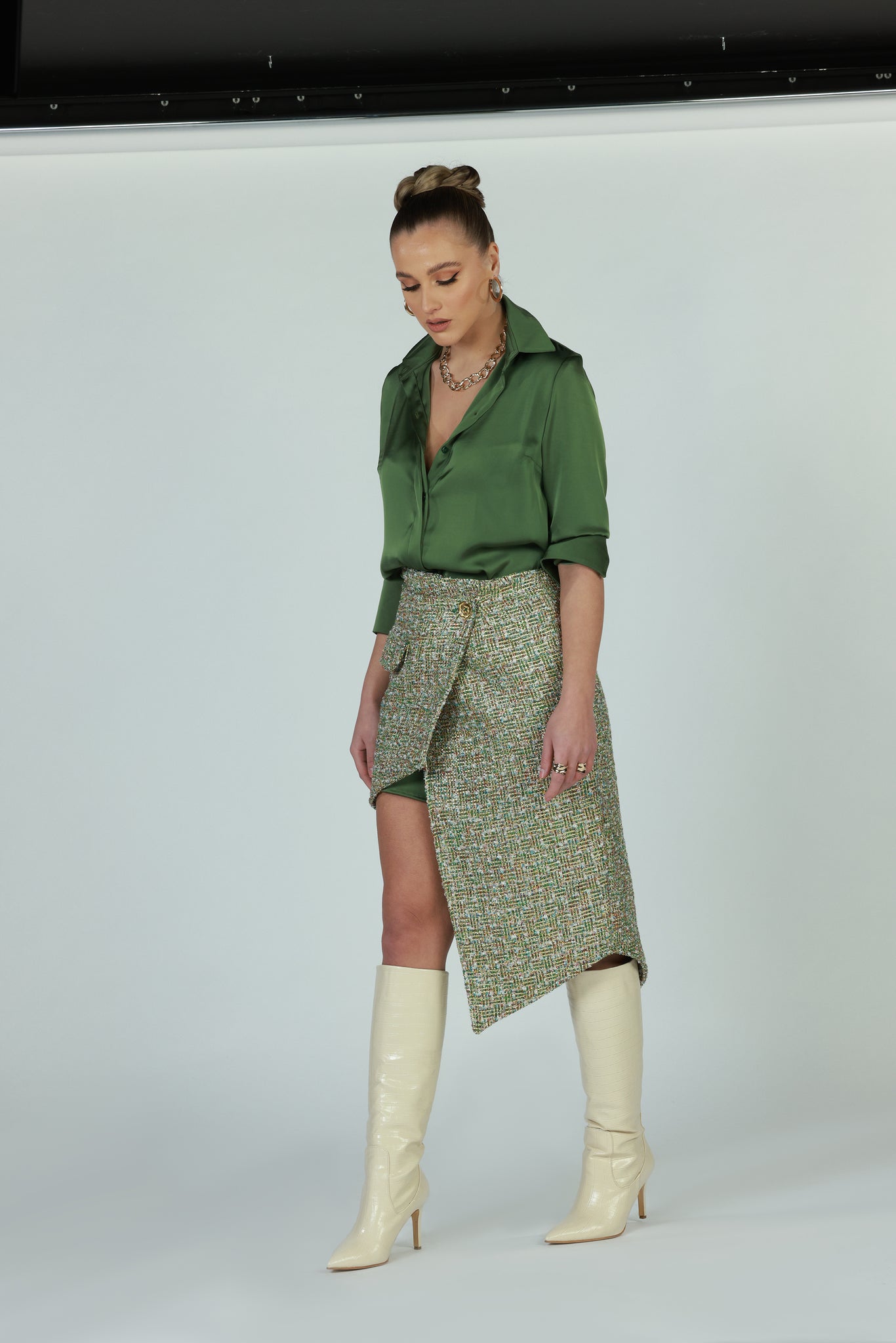 Asymmetrical tweed skirt