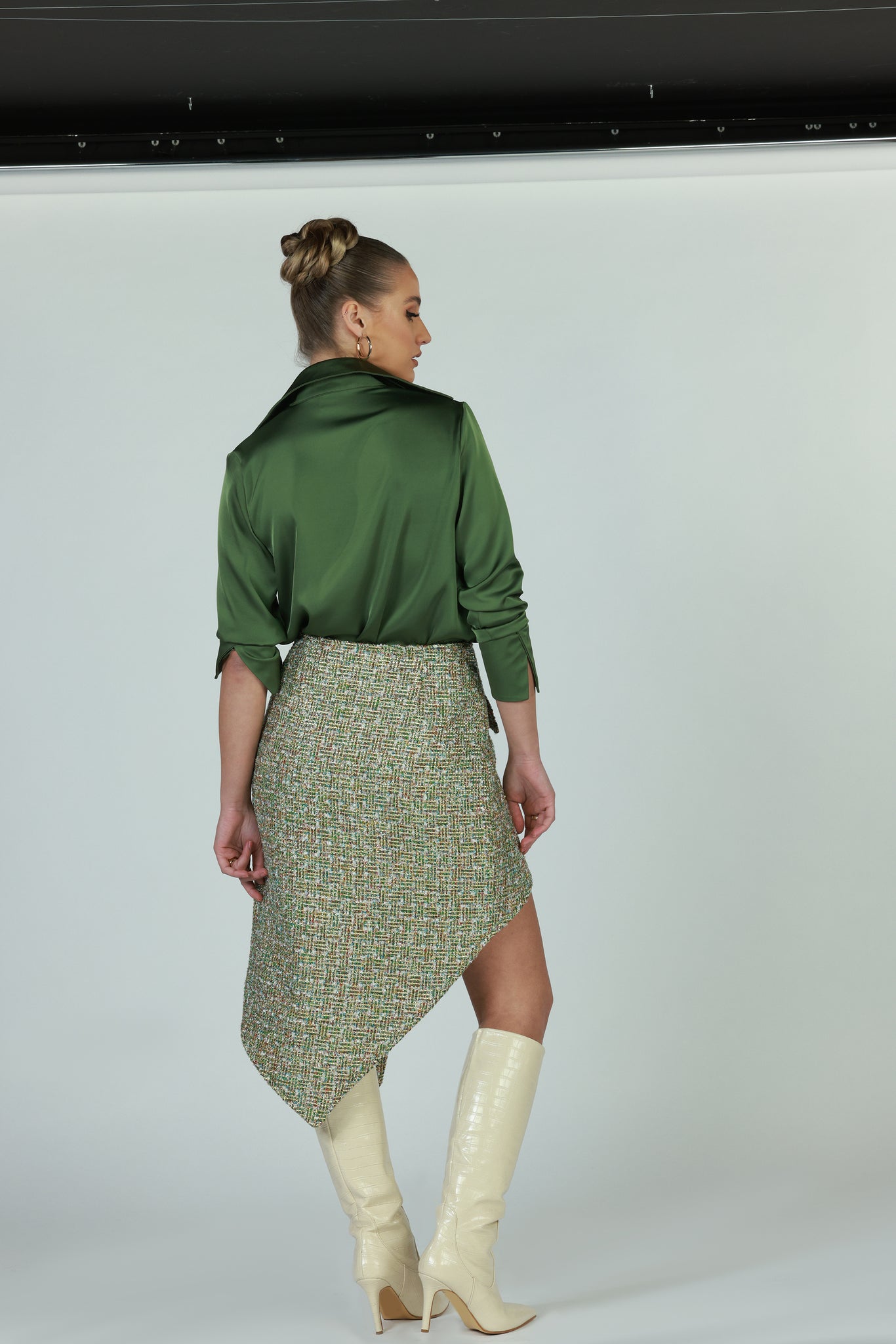 Asymmetrical tweed skirt